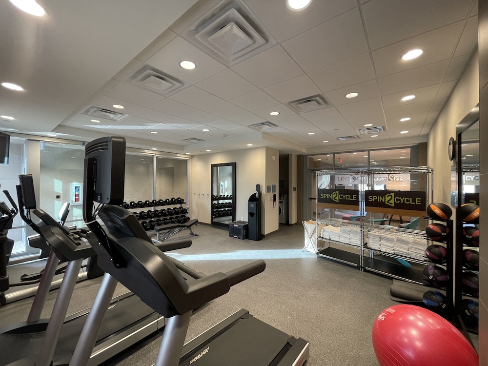 home2 suites by hilton phoenix airport north az