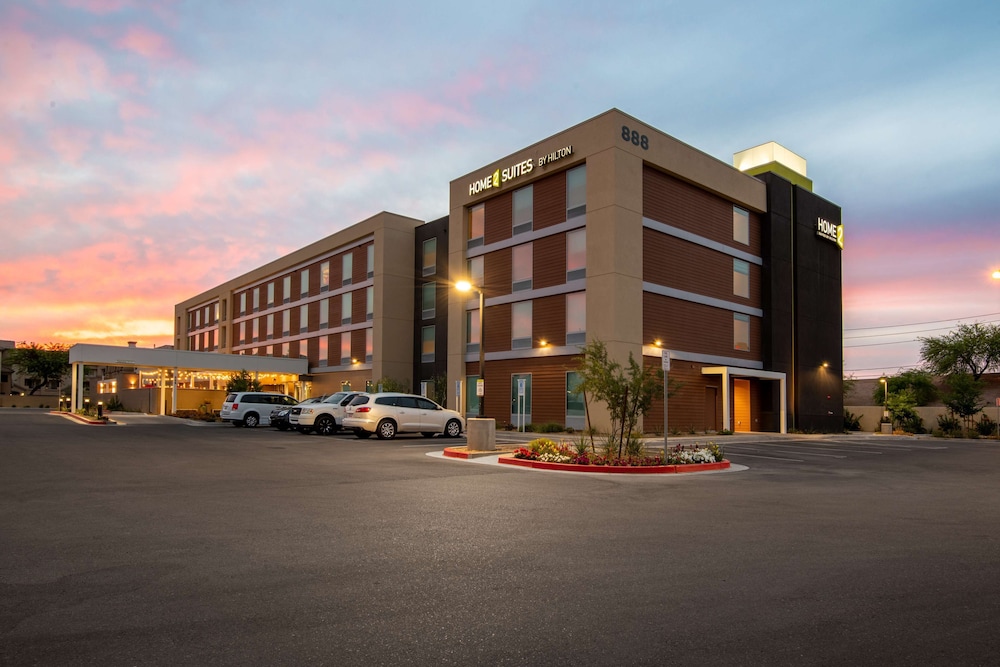 home2 suites by hilton phoenix airport north az