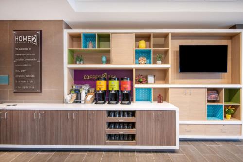 home2 suites by hilton phoenix airport north az