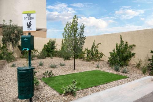 home2 suites by hilton phoenix airport north az