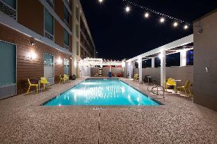 home2 suites by hilton phoenix airport north az