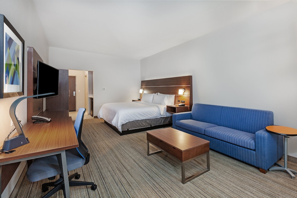 hol inn exp and suites tulsa northeast owasso