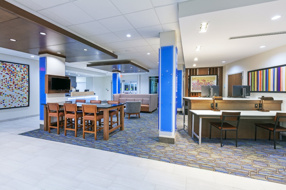 hol inn exp and suites tulsa northeast owasso