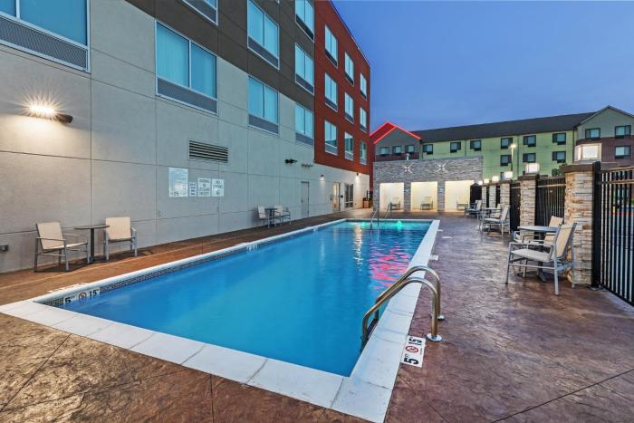 hol inn exp and suites tulsa northeast owasso