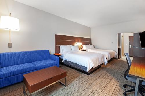 hol inn exp and suites tulsa northeast owasso