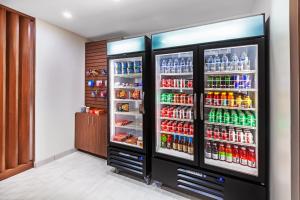 hol inn exp and suites tulsa northeast owasso