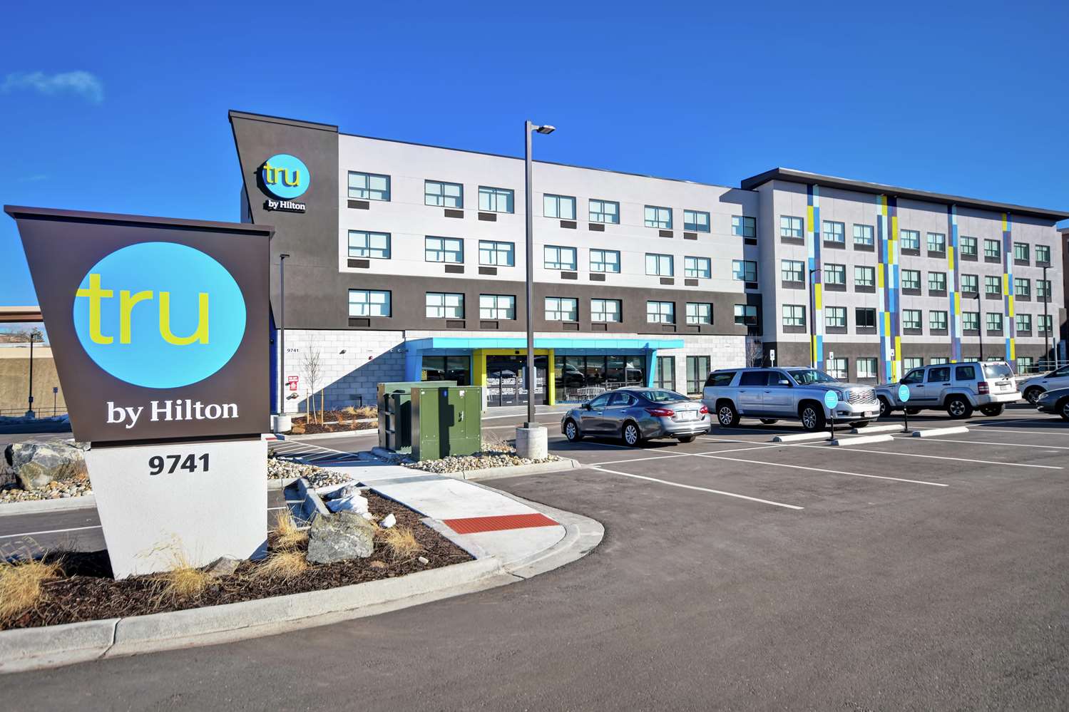 tru by hilton denver south park meadows