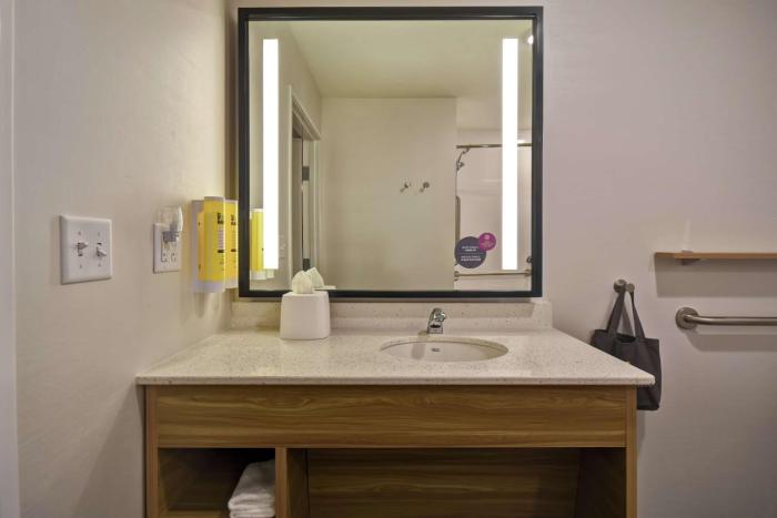 tru by hilton denver south park meadows