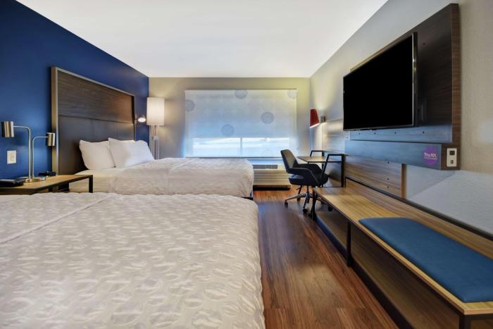 tru by hilton denver south park meadows