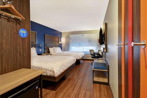 tru by hilton denver south park meadows