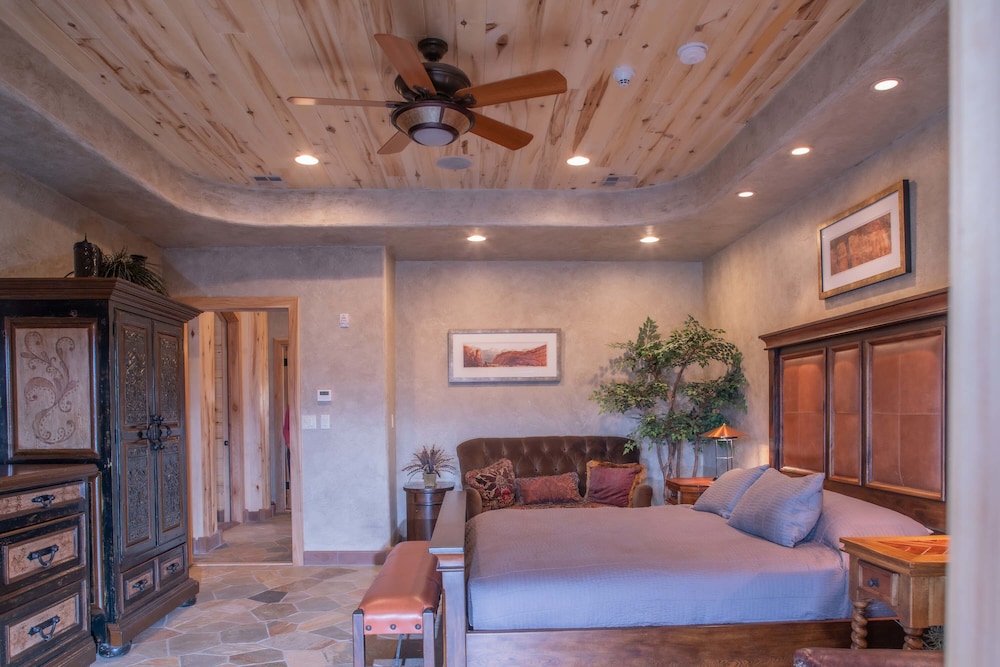 cougar ridge resort llc