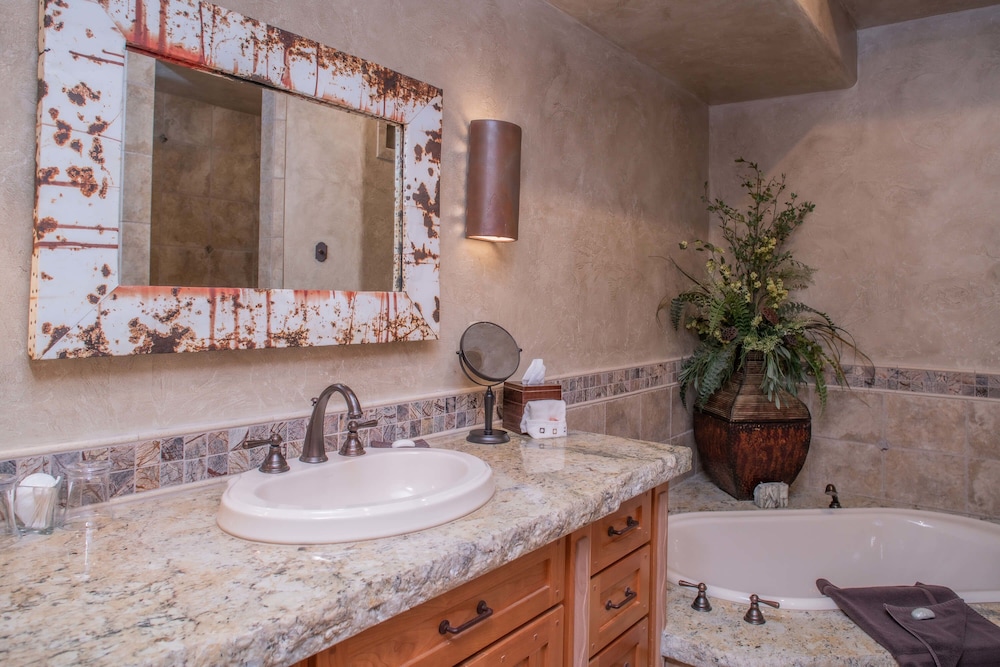 cougar ridge resort llc