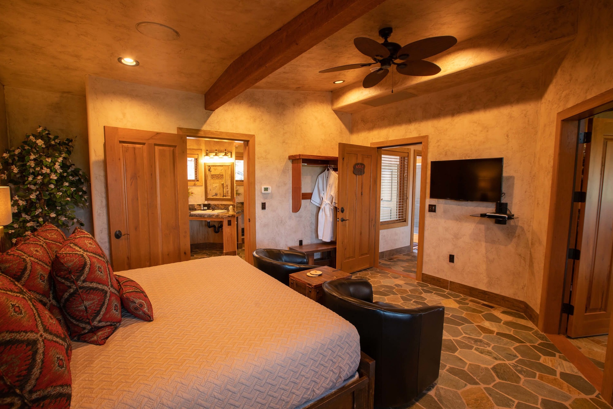 cougar ridge resort llc