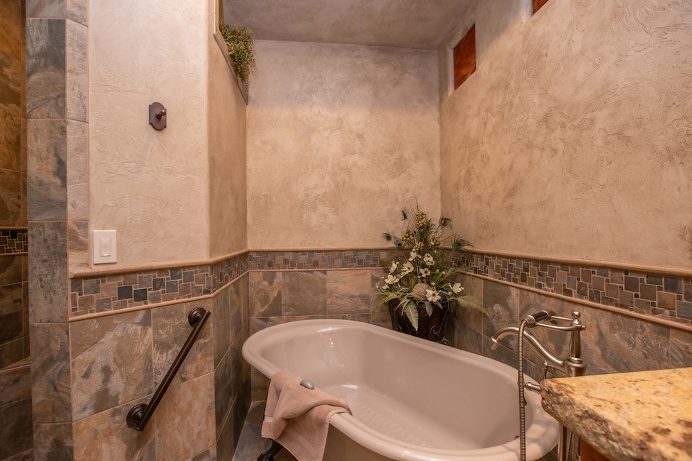 cougar ridge resort llc
