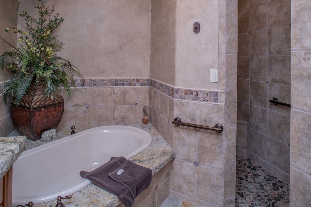 cougar ridge resort llc