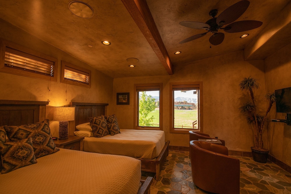 cougar ridge resort llc