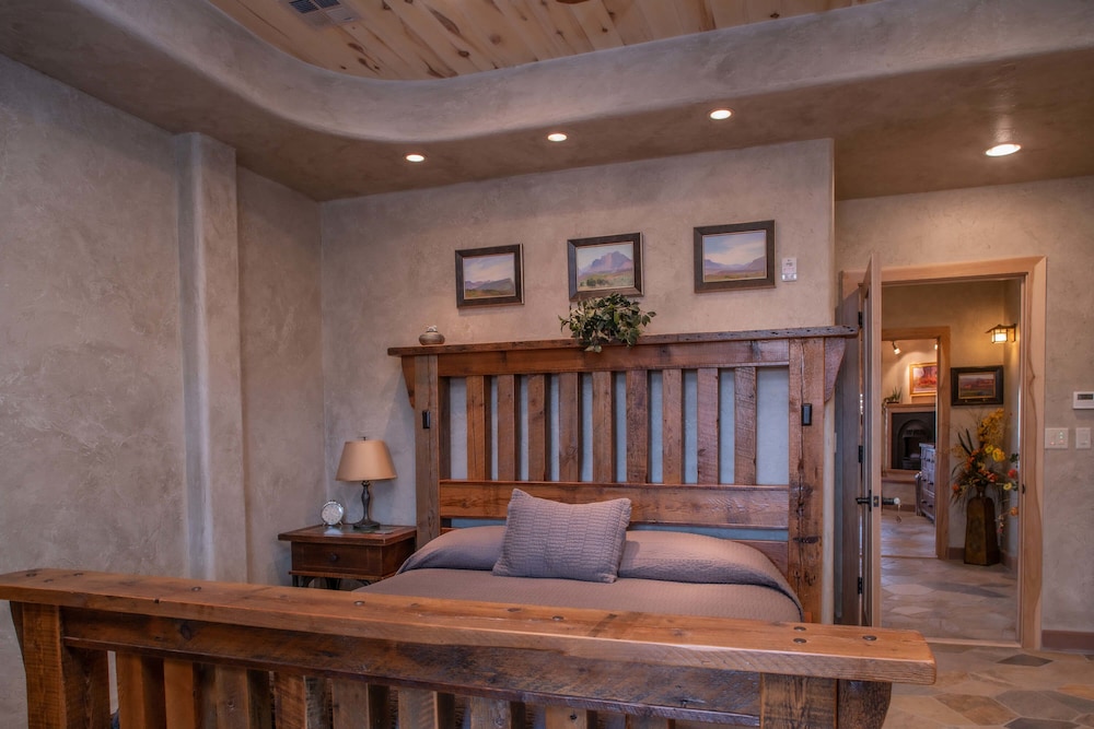 cougar ridge resort llc