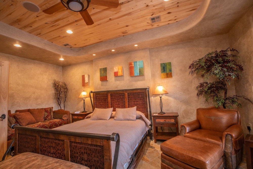 cougar ridge resort llc