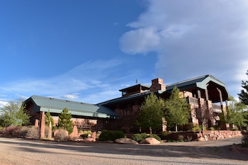 cougar ridge resort llc