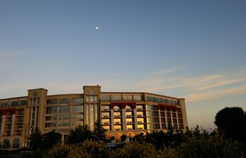 lighthouse golf and spa hotel