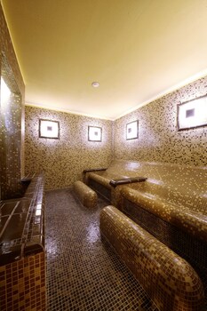 lighthouse golf and spa hotel