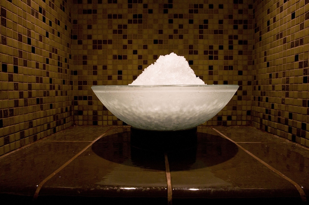 lighthouse golf and spa hotel