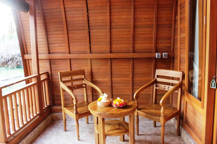kubu padi wooden house