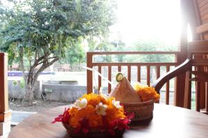 kubu padi wooden house