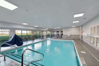 Hampton Inn Bloomington West,Illinois>>Bloomington,3 star