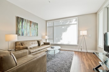 global luxury suites at mountain view