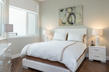 global luxury suites at mountain view