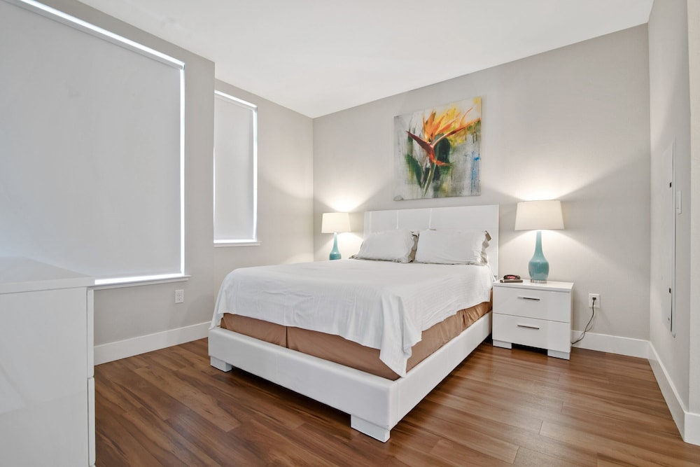 global luxury suites at mountain view