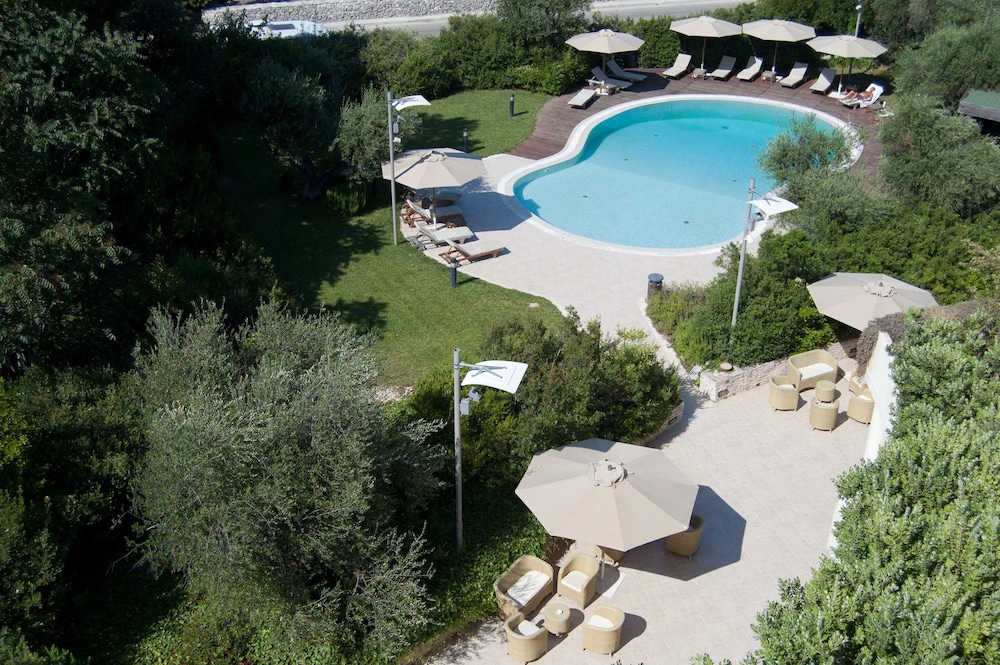 ibis styles bari giovinazzo