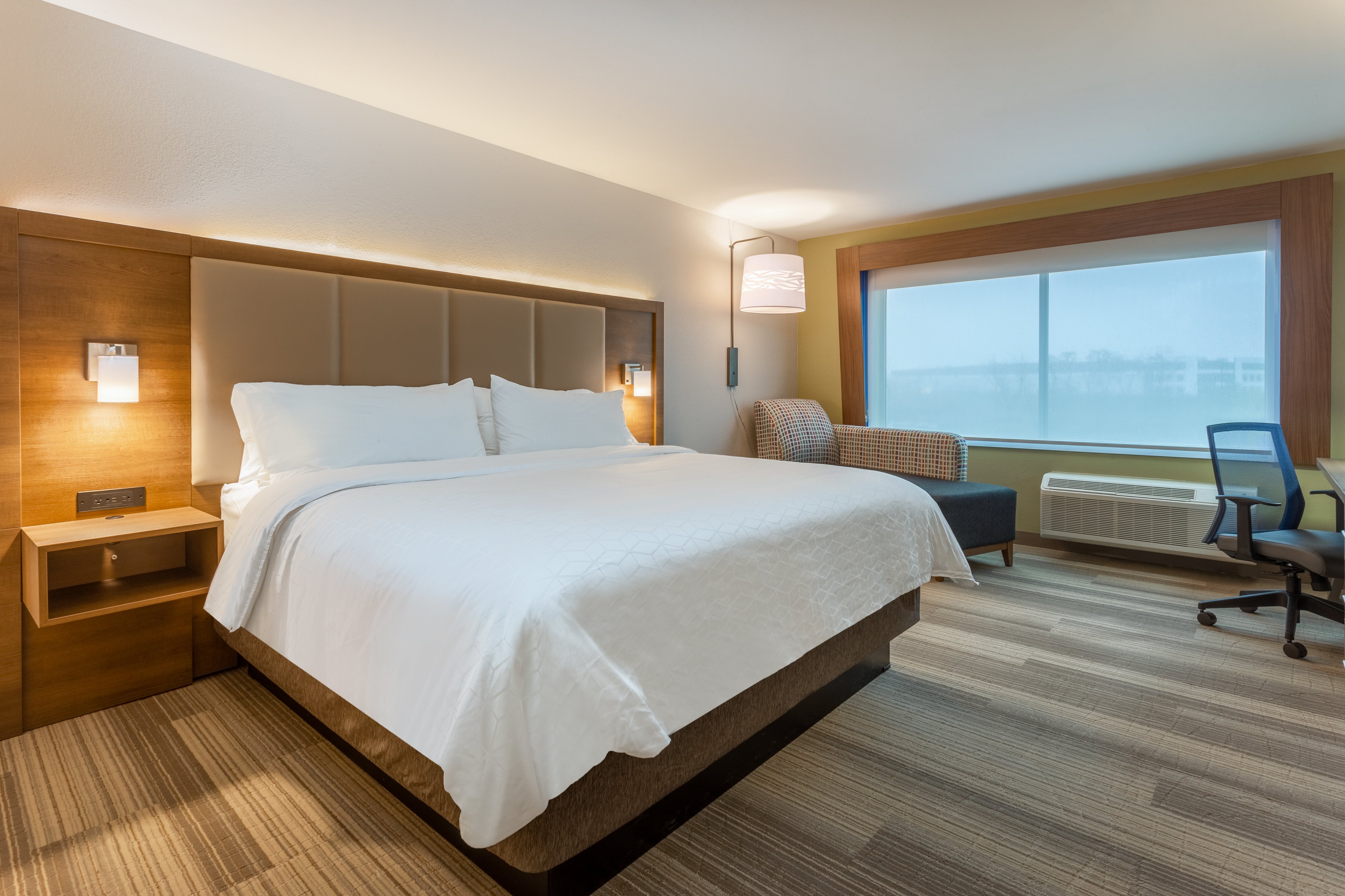 holiday inn express and suites florence cincinnati airport an ihg hotel