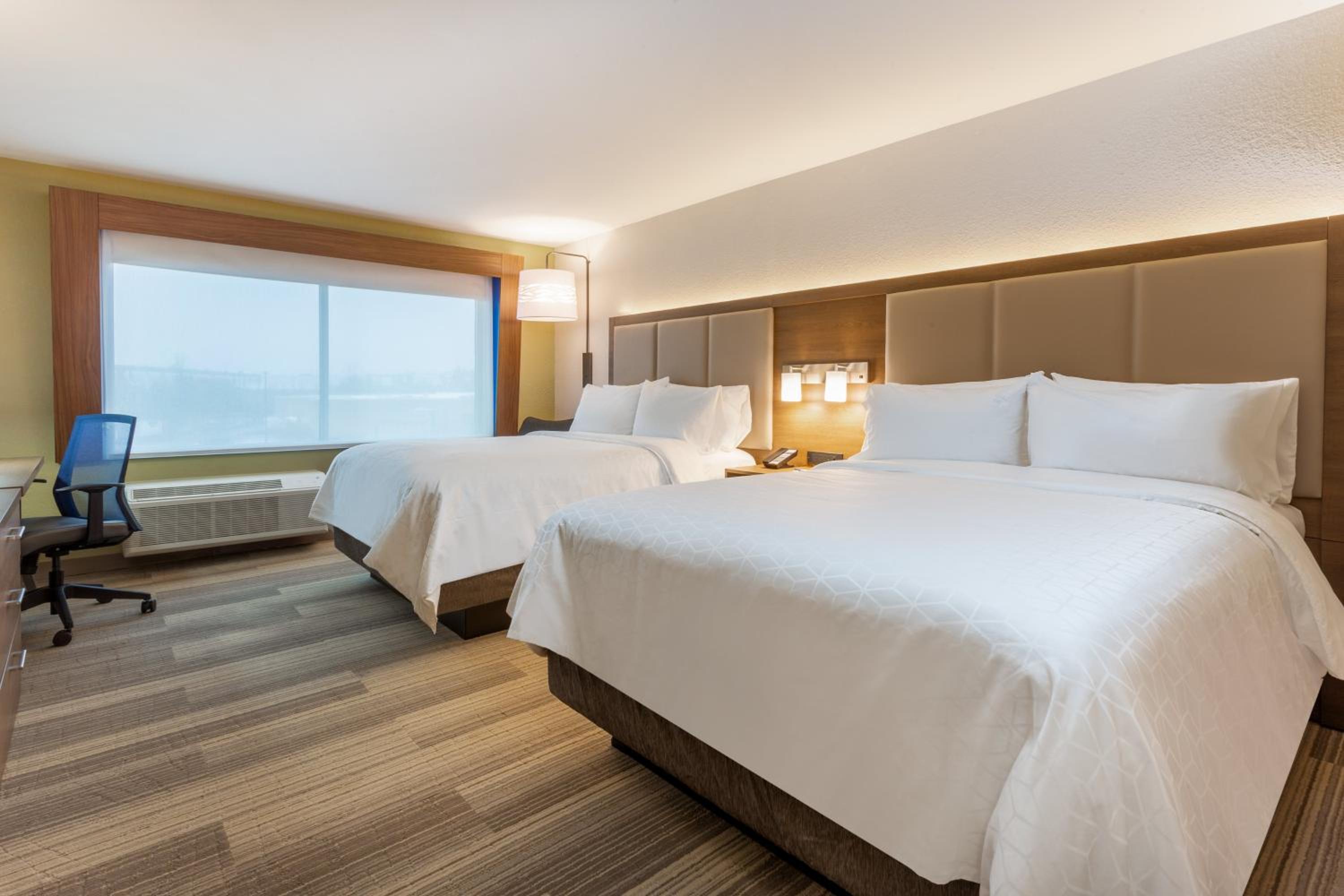 holiday inn express and suites florence cincinnati airport an ihg hotel