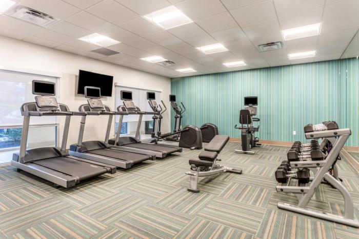 holiday inn express and suites florence cincinnati airport an ihg hotel