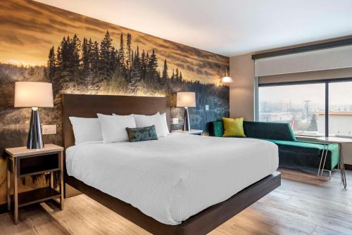 cambria hotel detroit shelby township