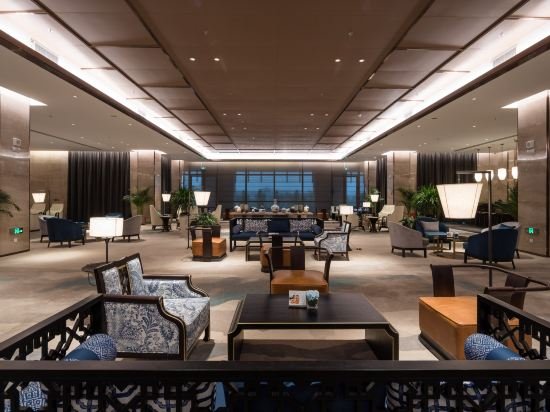 grand skylight international hotel pingshan