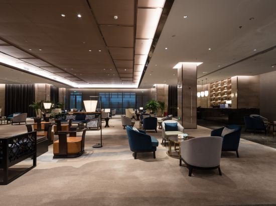 grand skylight international hotel pingshan