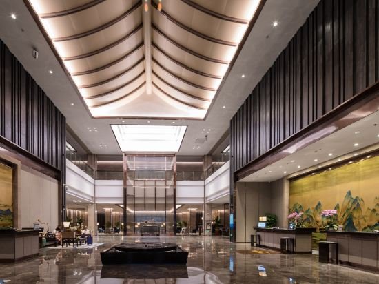 grand skylight international hotel pingshan