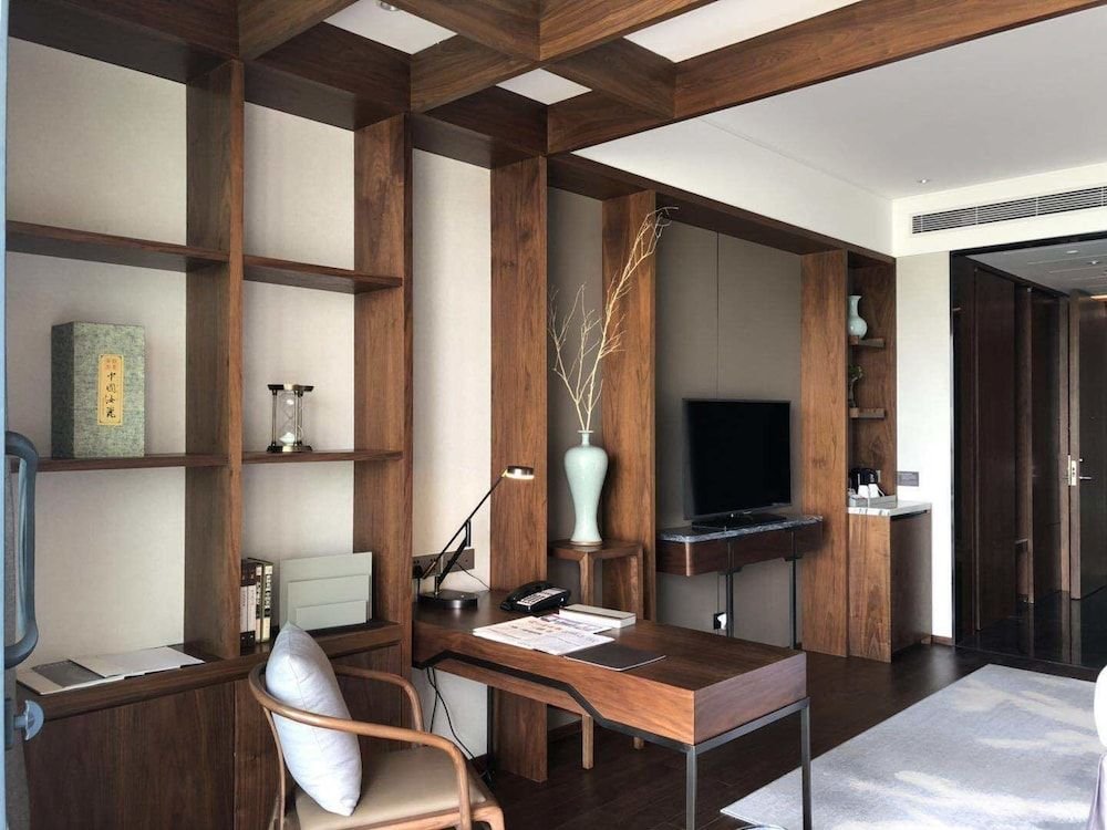 grand skylight international hotel pingshan