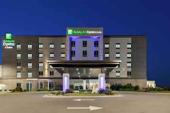 Holiday Inn Express And Suites Dalton - Walnut Ave,Whitfield County>>Dalton,2.5 star