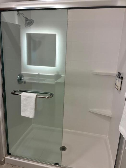 holiday inn express and suites st peters an ihg hotel