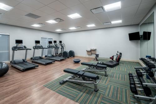 holiday inn express and suites st peters an ihg hotel