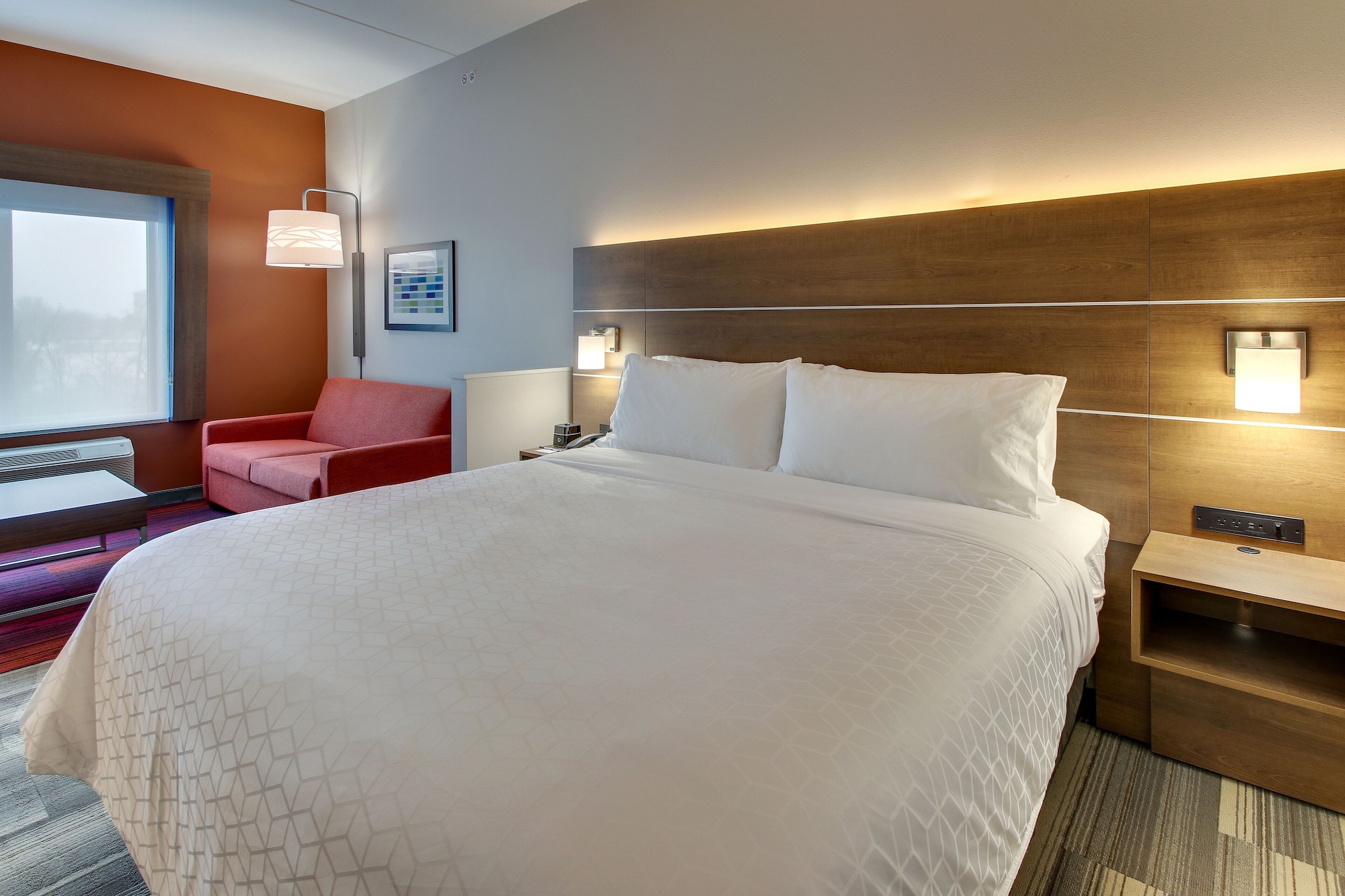 hol inn exp nashville metrocenter downtown