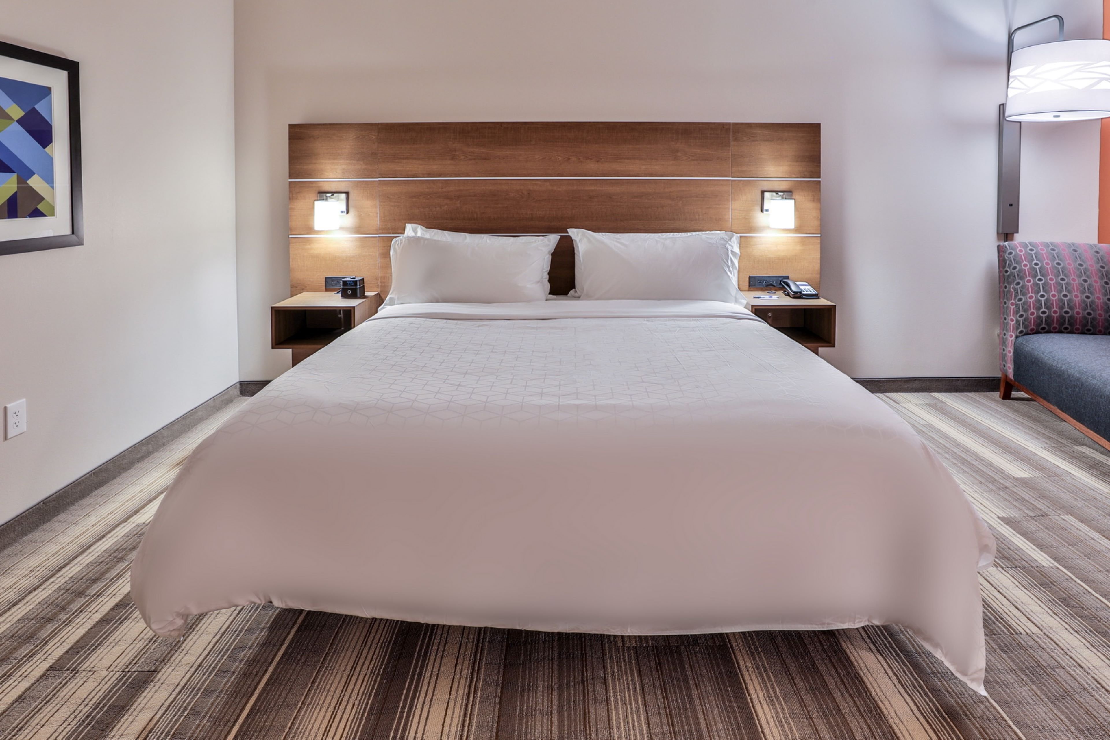 hol inn exp nashville metrocenter downtown