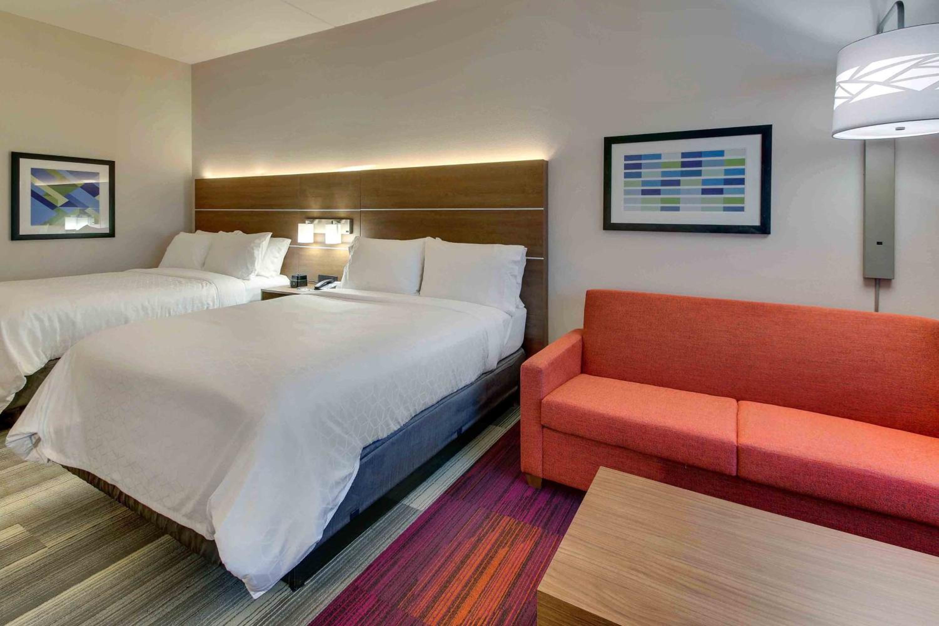 hol inn exp nashville metrocenter downtown