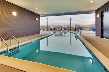 Hol. Inn Exp.  Nashville Metrocenter Downtown,Tennessee>>Nashville,2.5 star