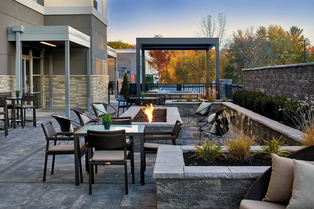 courtyard by marriott albany airport