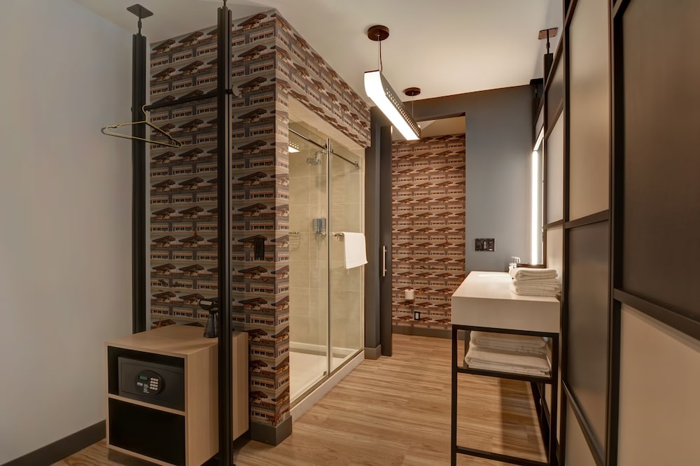 aloft secaucus meadowlands